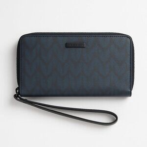 Love Your Melon Blue Pattern Zip Wristlet Wallet Faux Leather Lightweight NWOT